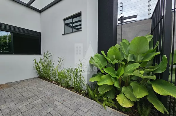 Casa para venda, 3 quartos (1 suíte e 2 demi-suítes), Jd. Paulista, Maringá PR