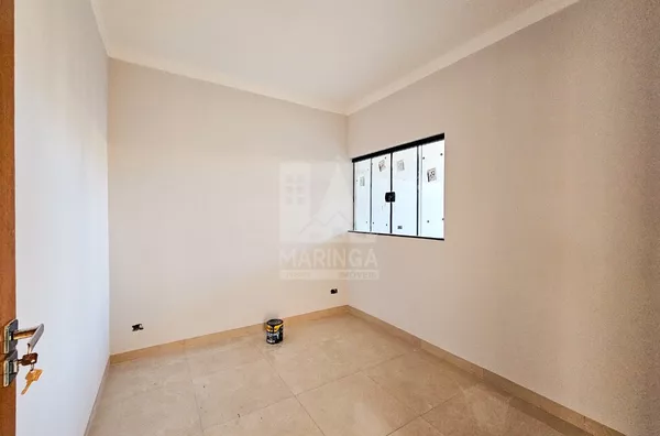 Casa a venda, 3 quartos (1 suíte) no Jd. Bertioga em Maringá