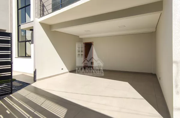 Sobrado para venda com 3 suítes, piscina, corredor lateral, no Jardim Tóquio em Maringá PR