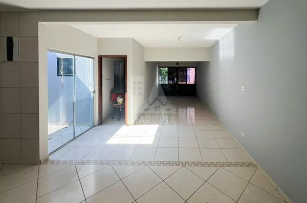 Casa de 2 suítes com energia solar no Pq Alvamar em Sarandi