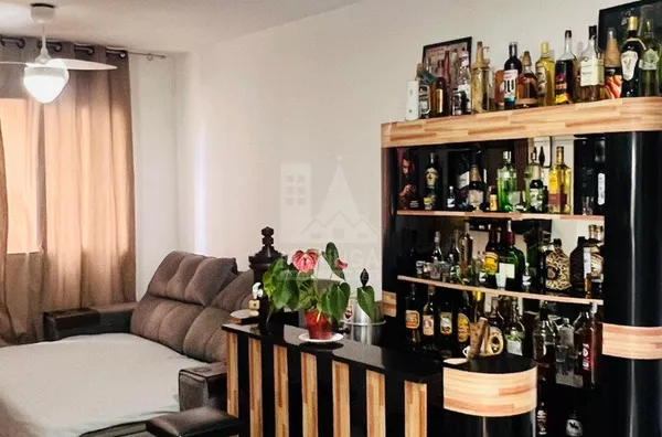 Apartamento para venda, 3 quartos, semi mobiliado, próx. a UNINGÁ, Loteamento Sumaré, Maringá