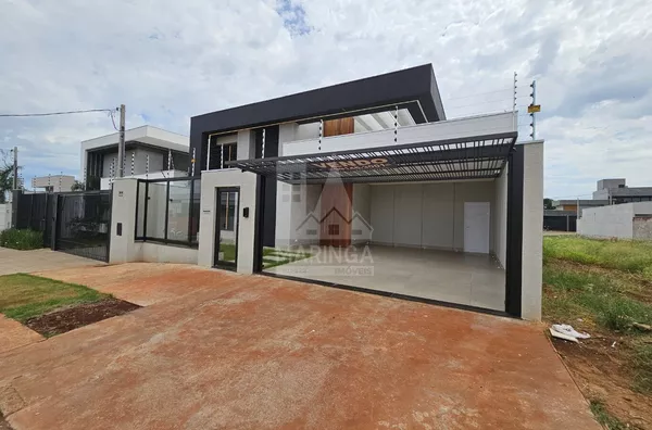 Casa para venda com 3 suítes e piscina no Jardim Munique, Maringá PR