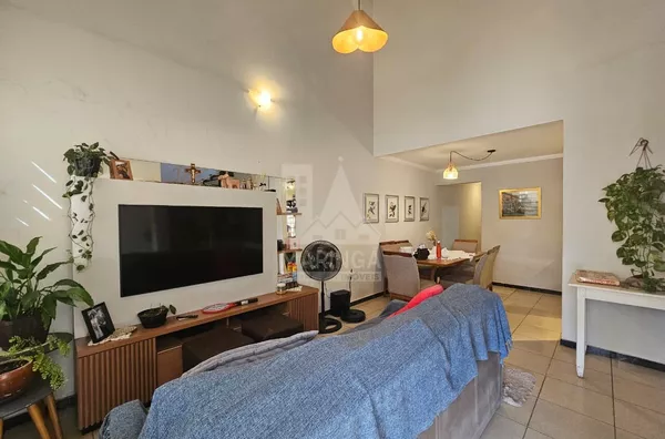 EXCLENTE LOCALIZAÇÃO - Casa a venda, 3 quartos (1 suíte), Jardim Tropical, Maringá PR