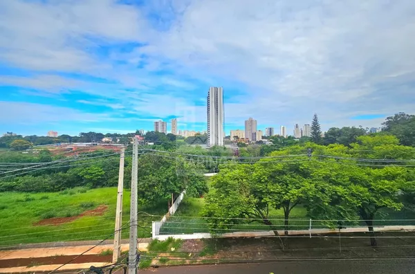 [AO LADO DA UNICESUMAR] Kitinet SEMI MOBILIADA a venda, Jardim Ipanema, Maringá PR