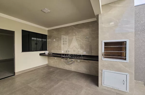 Casa a poucos metros da Mandacaru, 3 quartos, Jd. Tropical