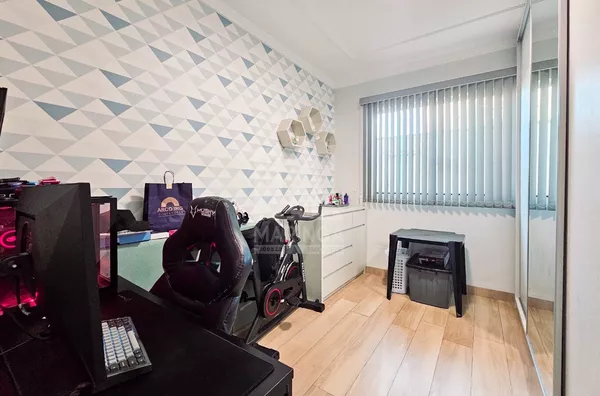 Casa a venda de 3 quartos (1 suíte) Pq. Residencial Tuiuti