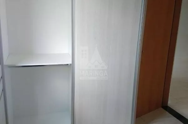 Guarda roupa do apartamento semi mobiliado de 2 quartos em Mandaguaçu