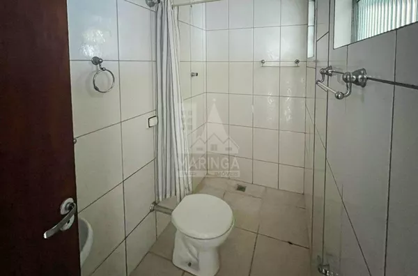 Banheiro 2 da casa de 2 suítes com energia solar no Pq Alvamar em Sarandi