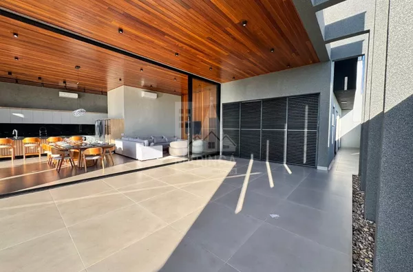 Casa magnifica com 04 suítes à venda no Ilha Bella Home Resort.