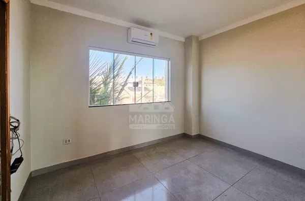 Sobrado com piscina, 3 quartos (1 suíte) no Ecovalley