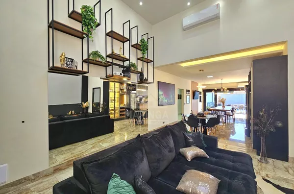 Casa MOBILIADA no Condomínio Ouro Verde a venda, 3 quarto (1 suíte com closet), Piscina, Sarandi PR