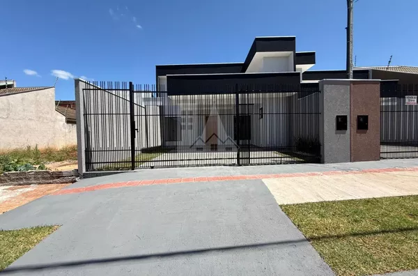 Casa NOVA com AMPLO QUINTAL a venda, 3 quartos (1 suíte), Jardim Paulista IV, Maringá PR