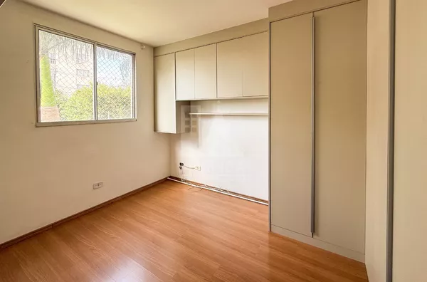 Apartamento no Spazio Muscat, 3 quartos (1 suíte), sacada, próx. Pq. do Ingá