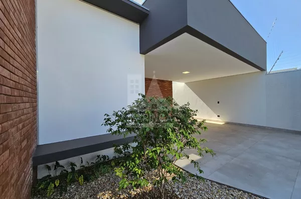 Casa para venda, 3 quartos sendo 1 suíte, corredor lateral, Jardim Munique, Maringá PR