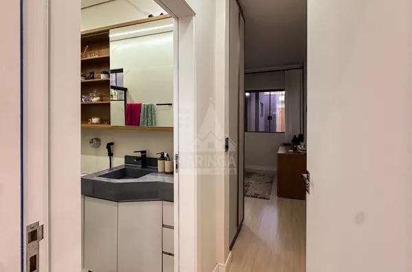 Quartos da casa semi mobiliada com 3 quartos na região do Cidade Alta em Maringá