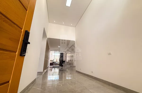 Interna da casa à venda no Jardim Alvorada com 3 quartos (1 suíte) - Maringá Imóveis