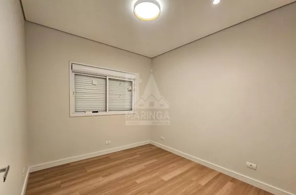 Casa a venda com piscina, 3 quartos (1 suíte) próx. Av. Mandacaru - Maringá Imóveis