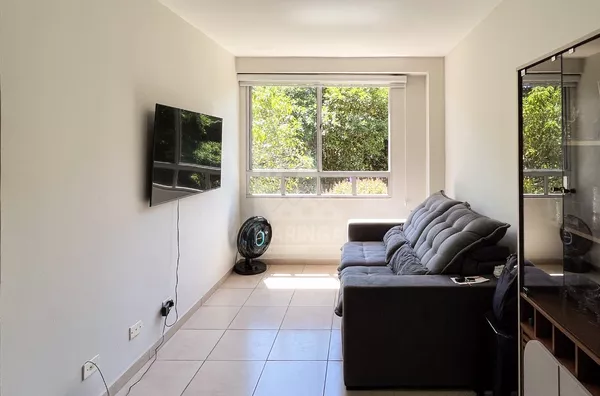 Apartamento no Spazio Merlot com 2 quartos (1 suíte), piscina, prox Parque Ingá, Unicesumar Vila Bosque - Maringá