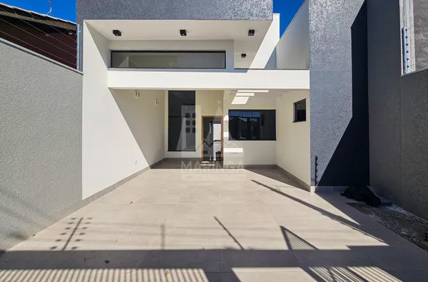 Casa a poucos metros da Mandacaru, 3 quartos, Jd. Tropical