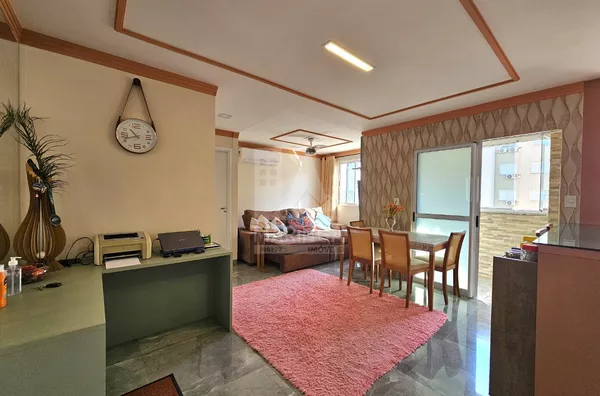 Apartamento MOBILIADO para venda com 1 quarto e Sacada Gourmet, Vila Emilia, Maringá PR - Edifício Portal Itapuã