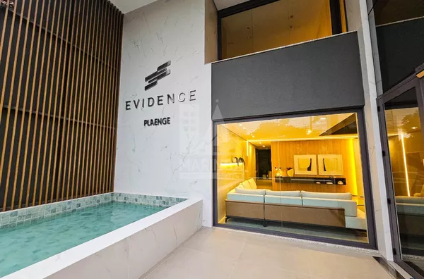 EVIDENCE | PLAENGE - Apartamento MOBILIADO e DECORADO a venda, 3 suítes, Zona 03, Maringá PR - PORTEIRA FEHCADA - Foto 2
