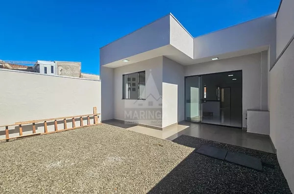 Amplo espaço no fundo da casa de 3 quartos (1 suíte) Parque Hortência