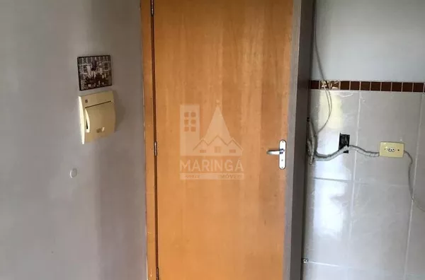 Interna do apartamento semi mobiliado de 2 quartos em Mandaguaçu