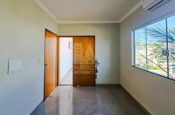 Sobrado com piscina, 3 quartos (1 suíte) no Ecovalley