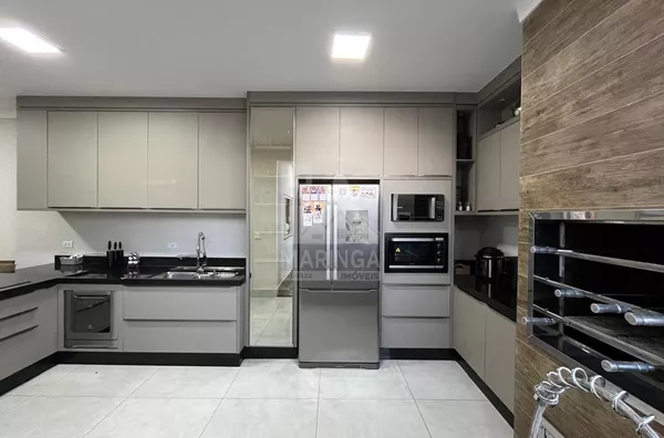 Casa MOBILIADA para venda, 3 quartos sendo 1 suíte, Jardim Higienópolis, Maringá PR, estuda permuta