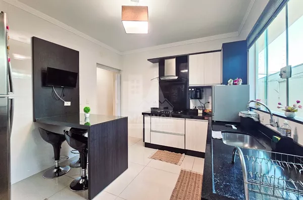 Casa a venda de 3 quartos (1 suíte) Pq. Residencial TuiutiCasa a venda de 3 quartos (1 suíte) Pq. Residencial Tuiuti