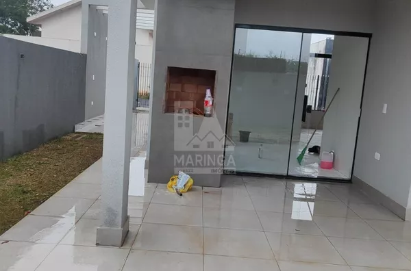 Casa para venda, 3 quarto,1 suite, com corredor lateral e churrasqueira, Mandaguaçu