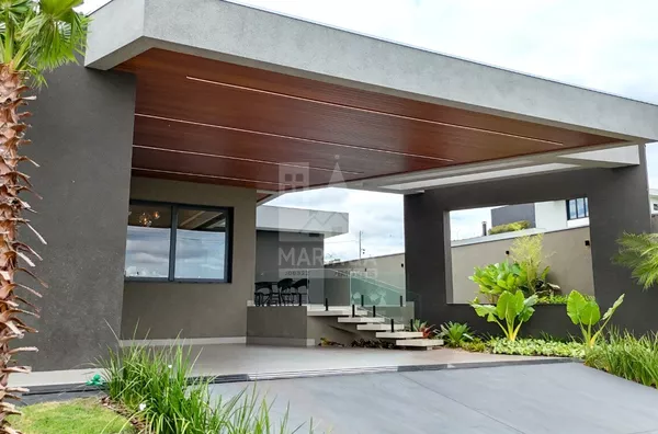 Casa á venda no Porto Rico Resort, com 5 suítes, piscina, Vaga para dois carros