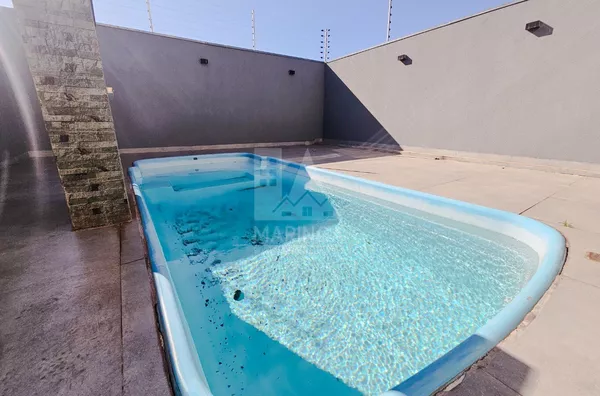 Sobrado com piscina, 3 quartos (1 suíte) no Ecovalley