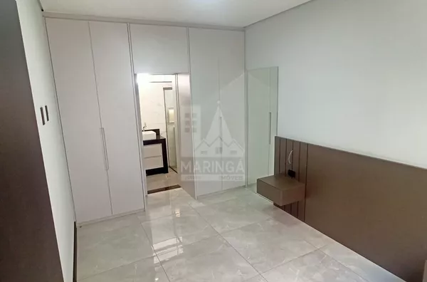 Casa à venda com piscina no Recanto dos Magnatas em Maringá