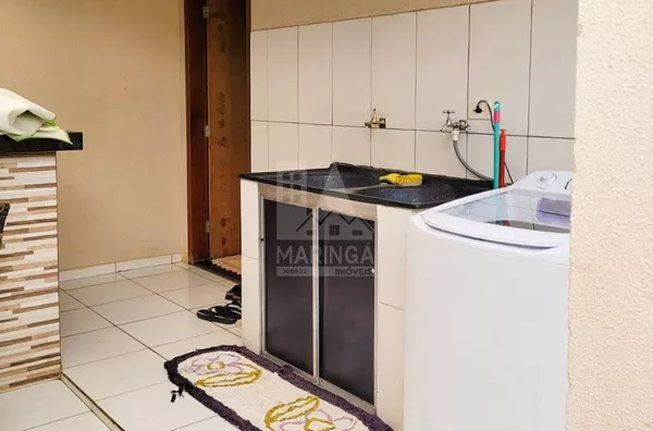 Área de serviço casa 3 quartos no Jd. Nova Independência em Sarandi