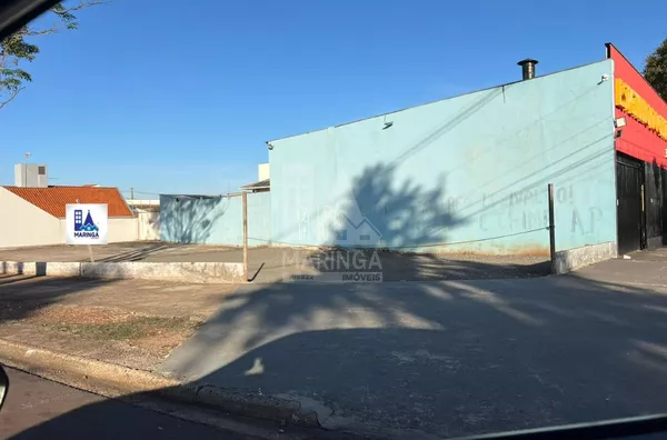 Terreno comercial para venda na Av. Mandacaru, Maringá