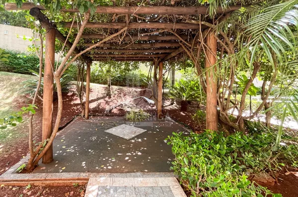 Apartamento no Spazio Merlot com 2 quartos (1 suíte) Vila Bosque - Maringá