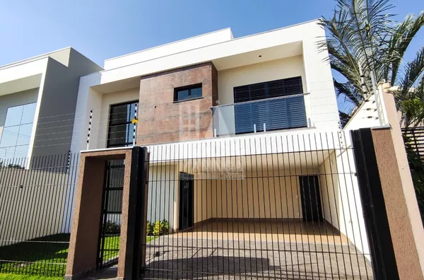 Sobrado NOVO para venda com 3 suítes cozinha gourmet, quintal, no Jd. Monções, Maringá PR