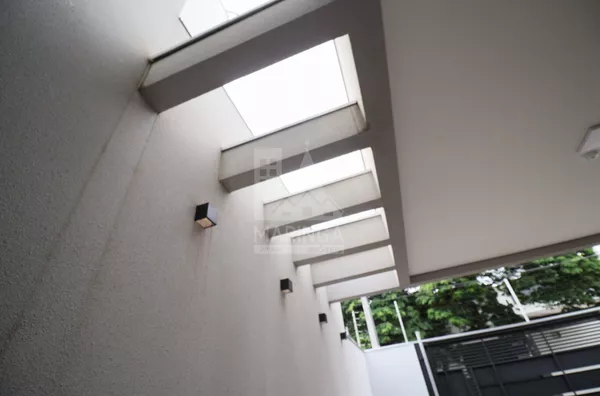 Casa para venda com piscina, 3 quartos sendo 1 suíte, Jardim Higienópolis, Maringá PR