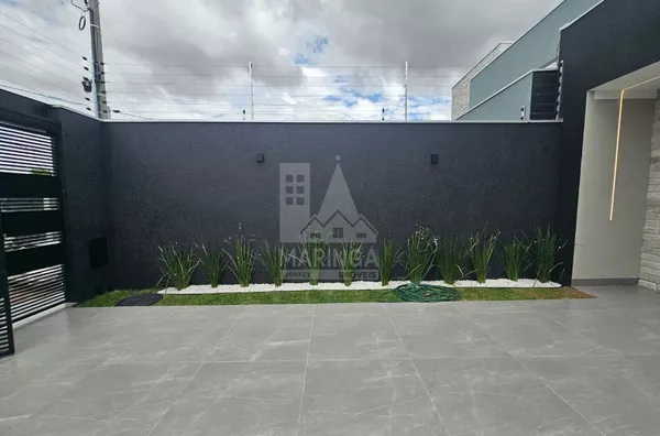 Casa NOVA com PISCINA a venda, 3 quarto (sendo 1 suíte), Jd. Freitas, Maringá PR