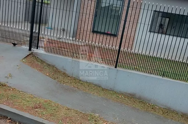 Casa para venda, 3 quarto,1 suite, com corredor lateral e churrasqueira, Mandaguaçu