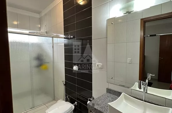 Casa para venda, 3 quartos sendo 1 suíte, com móveis planejados,  Jardim Paulista, Maringá