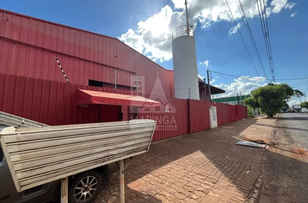 Barracão com 3.646,00 metros para Locação, industrial, Jardim Ouro Cola, proximo ao shopping Catuaí, Maringá PR