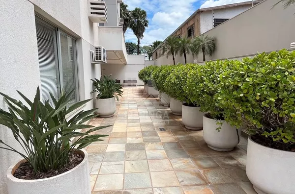 jardim Apartamento MOBILIADO a venda, 3 quartos (1 suíte) Vila Cleópatra, Maringá PR - Edifício Solar do Bosque