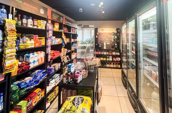 Apartamento no Spazio Merlot com 2 quartos (1 suíte) Vila Bosque - Maringá