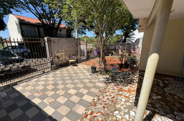 Casa para venda, 3 quartos,  Cj Branca Vieira, Maringá