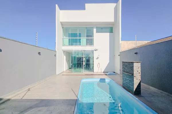 Sobrado com piscina, 3 quartos (1 suíte) no Ecovalley
