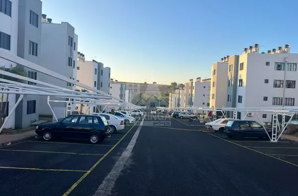 Apartamento para , 2 quartos, ENTRADA BAIXA,  Jardim Guairaca, Maringá