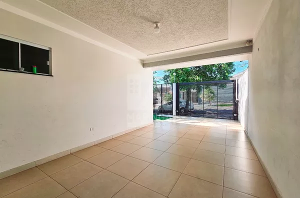 Casa a venda de 3 quartos (1 suíte) Pq. Residencial Tuiuti