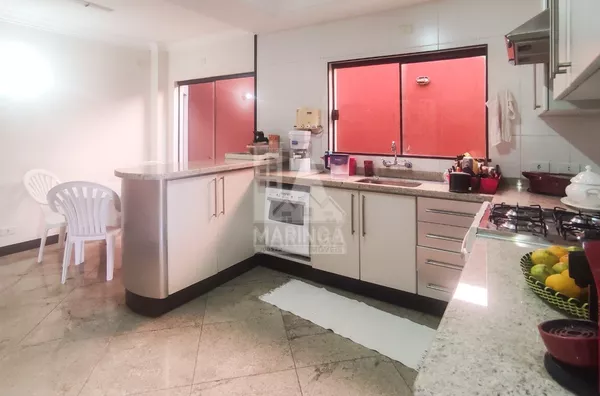 Sobrado no condomínio Deltaville - ao lado da Unicesumar - Zona 08